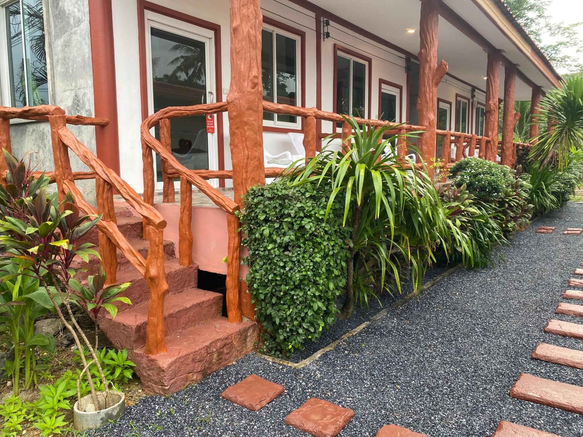 Arya Bungalow เกาะลันตา ภายนอก รูปภาพ